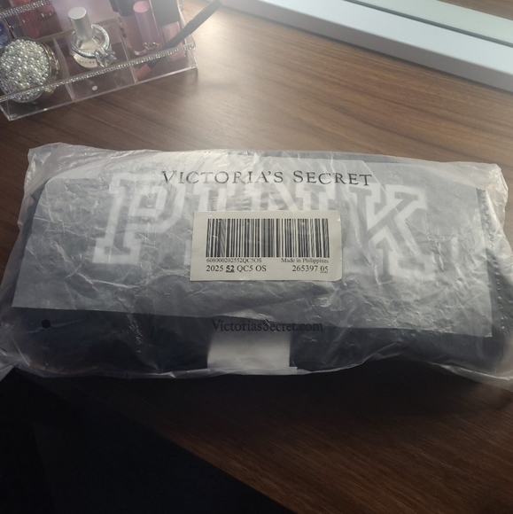 Pink Convertable Fanny Pack - Picture 11 of 11